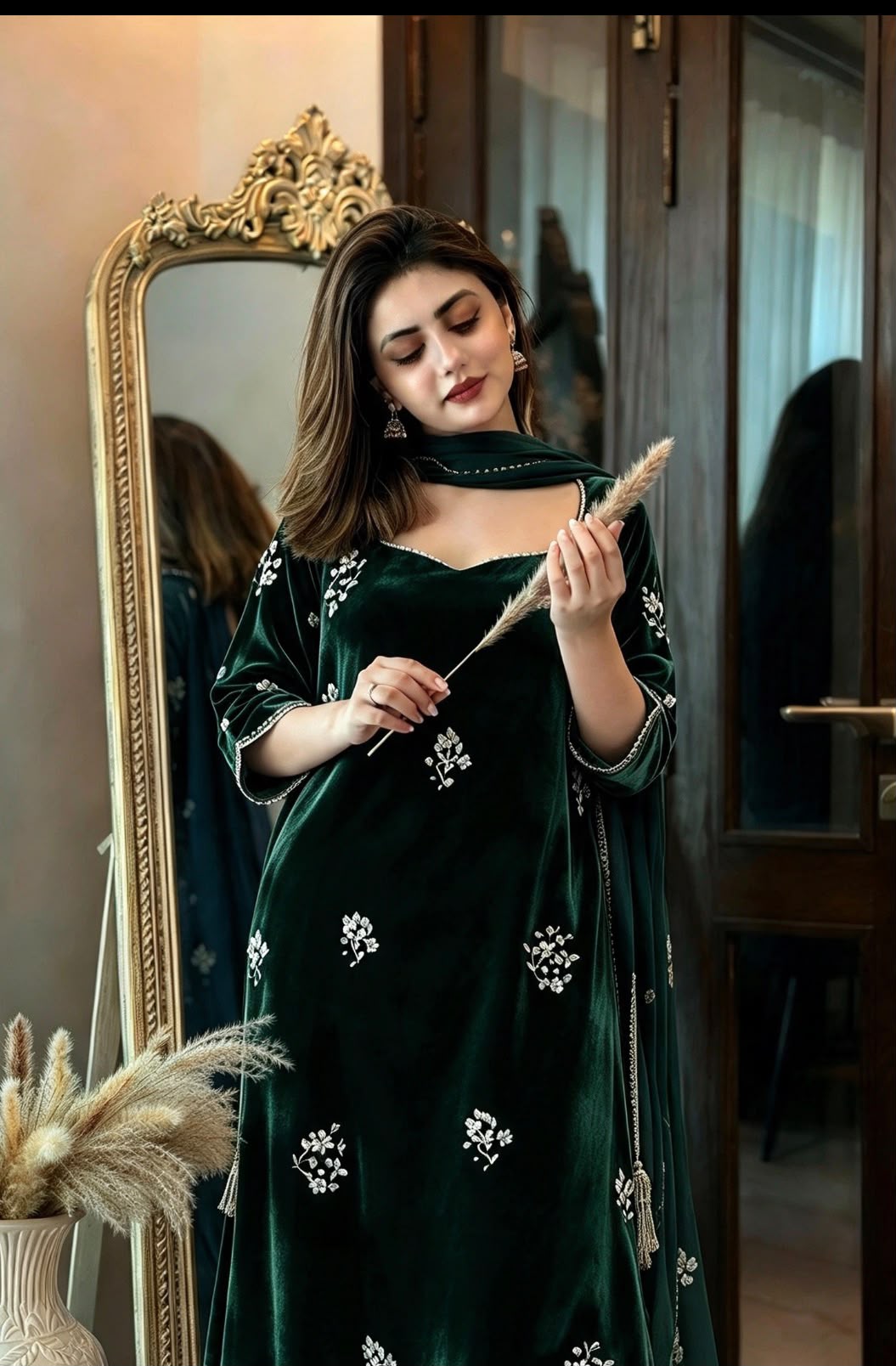 Rosara velvet
