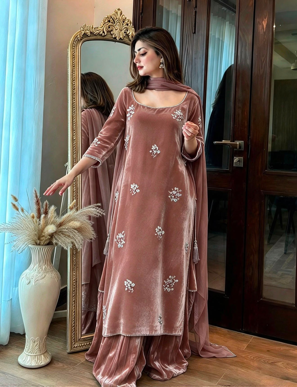 Rosara velvet